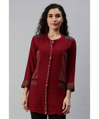 Women Maroon Tunic with Embroidery and Print Detailing 1