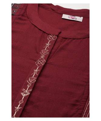 Women Maroon Tunic with Embroidery and Print Detailing 5