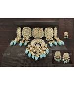 Red kundan Alloy  chocker  pair of Earring  mang tika