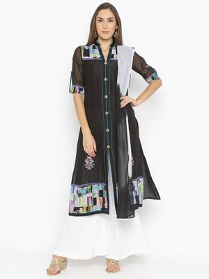 Black embroidered crepe salwar 1