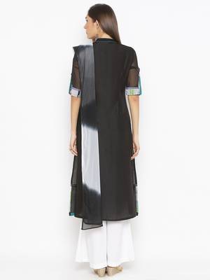 Black embroidered crepe salwar 3