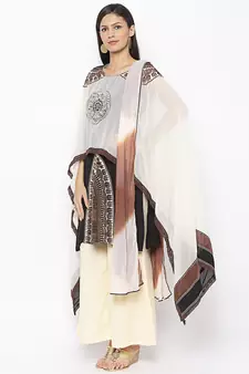 Black embroidered crepe salwar