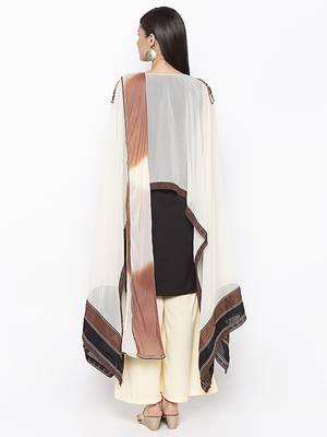 Black embroidered crepe salwar 3
