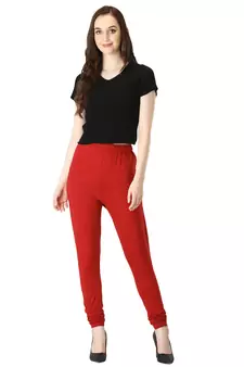 Women Red Solid Churidar Leggings