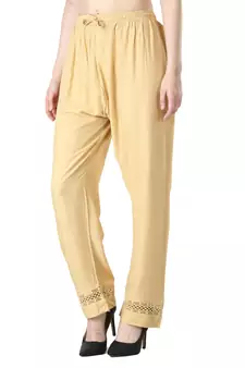 Women Cream Solid Elastic Waist With Drowstrig Casual Paijama