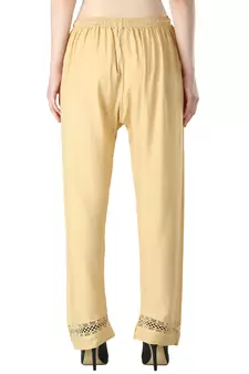 Women Cream Solid Elastic Waist With Drowstrig Casual Paijama
