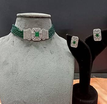 Green necklaces 1