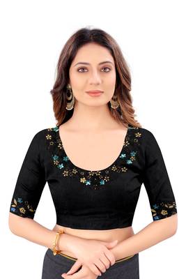 Black embroidered silk blend saree with blouse 4