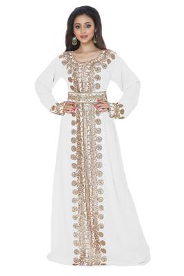 White Embroidered Kaftan With Belt 1
