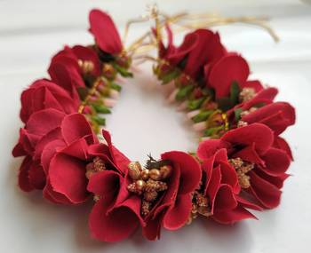 Red hair-accessories 1