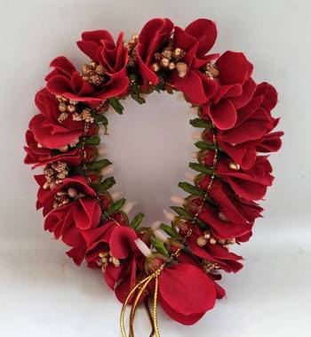 Red hair-accessories 2