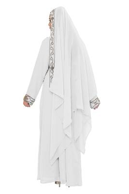 White Embroidered Kaftan With Dupatta 4