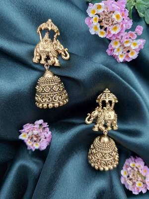 Elephant Baraat Pattern Dome Shaped Small Jhumki Earring 3