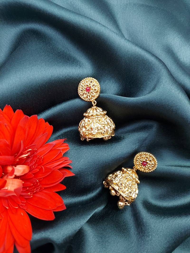 South Indian Floral Pattern Dome Shaped Small Jhumki Earring with Ghunghroos