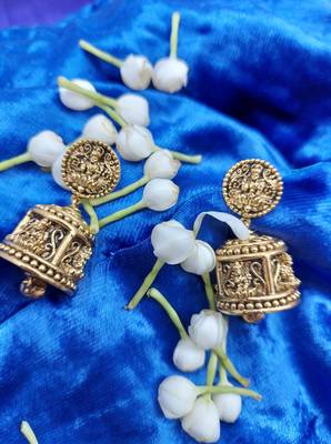 Godess Devi Floral Pattern Round Shaped Small Jhumki Earring with Ghunghroo 4