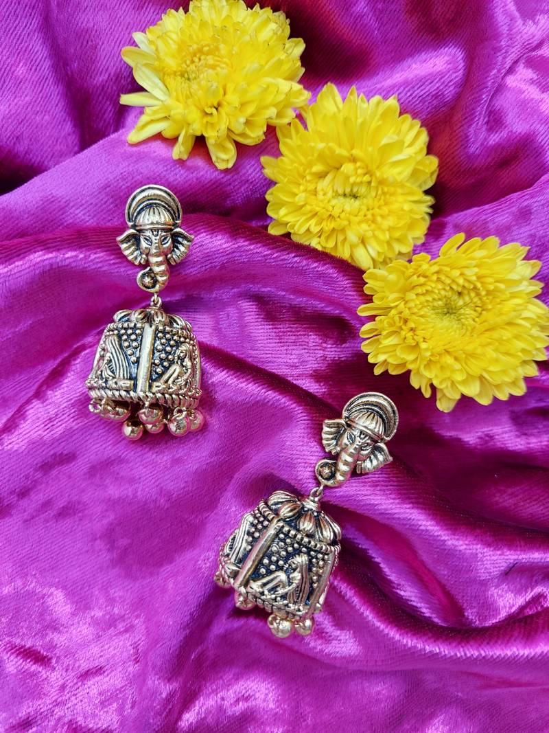 Ganpati Face Design Floral Pattern Dome Shaped Small Jhumki Earring with Ghunghroo