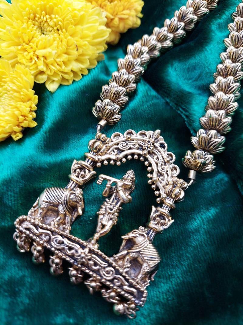 Pendant Gold Plated Beaded Feather Light  Necklace Mala with dori