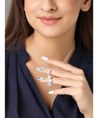 The Serpentine Pendent (With Chain) in 925 silver 1