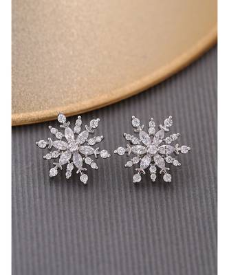Cold Snowflake Earrings in 925 silver 1