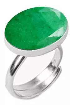 Silver Plated Adjustable Flat Ring Green Emerald 4.25 Ratti in size 16 To 30