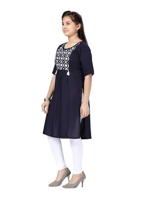 Blue embroidered cotton kids-tops 3