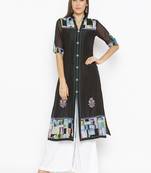 Black
 embroidered crepe kurta &-sets