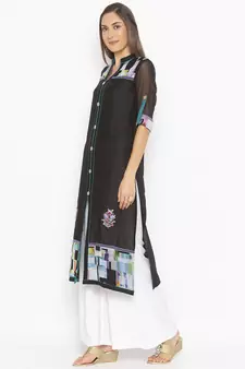 Black
 embroidered crepe kurta &-sets