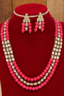 Pink necklace-sets