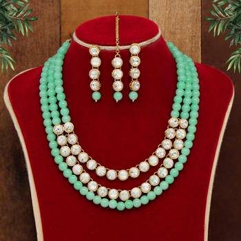 Green necklace-sets 1