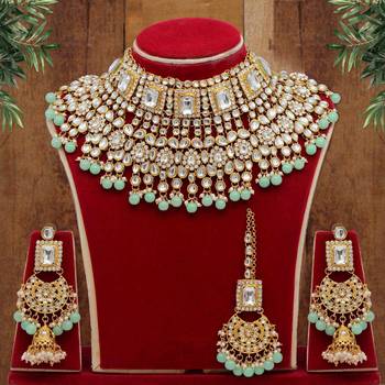 Green necklace-sets 1