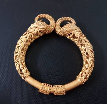 Gold agate bangles-and-bracelets 1