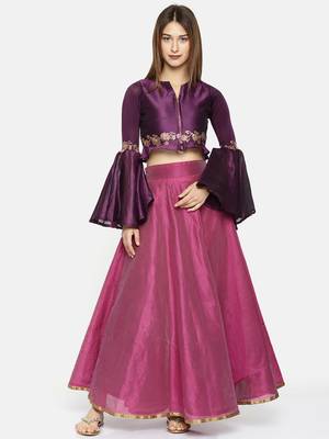Wine printed polyester crop-tops 3