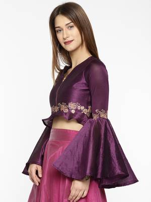 Wine printed polyester crop-tops 4