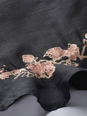 Black printed polyester crop-tops 4