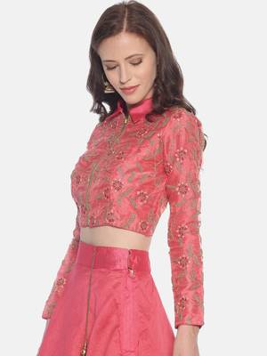 Pink embroidered polyester crop-tops 2