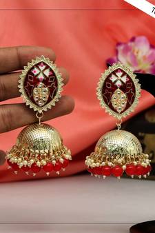 Red jhumkas