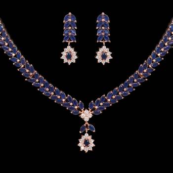 Blue necklace-sets 2