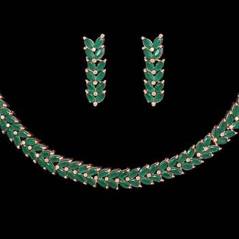 Green necklace-sets 2