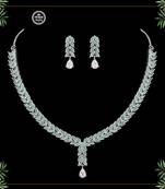 Green necklace-sets