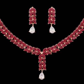 Maroon necklace-sets 2