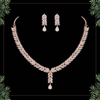 White necklace-sets 1