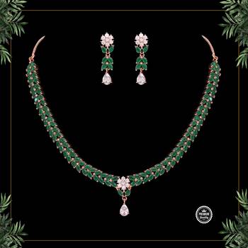 Green necklace-sets 1