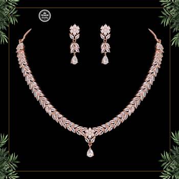 White necklace-sets 1