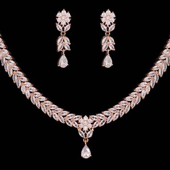 White necklace-sets 2