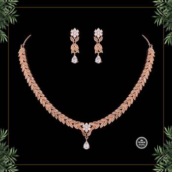 Orange necklace-sets 1