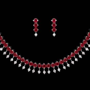 Maroon necklace-sets 2