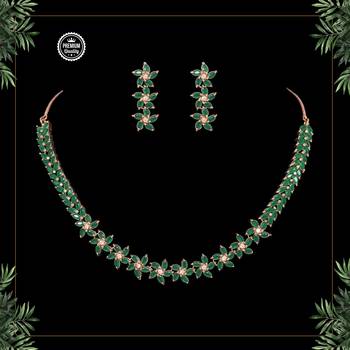 Green necklace-sets 1