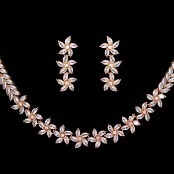 White necklace-sets 2