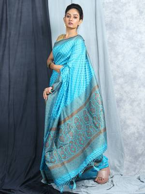 Sky Blue Zari Woven Tanchoi Silk Saree 1
