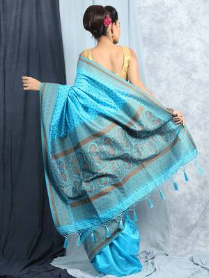 Sky Blue Zari Woven Tanchoi Silk Saree 4